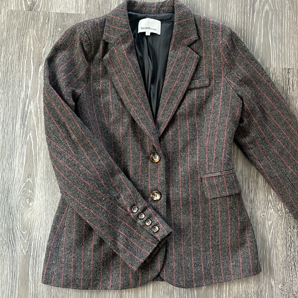 Heartloom  Blazer - Picture 2 of 6